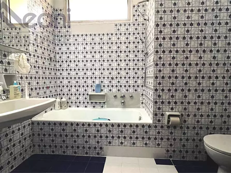 Immagine 18 di Quadrilocale in vendita  in Sporting Mirasole a Opera