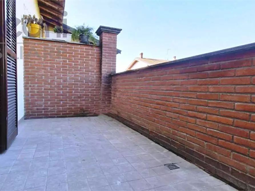 Immagine 10 di Appartamento in vendita  in VIA CESARE PAVESE a Locate Di Triulzi