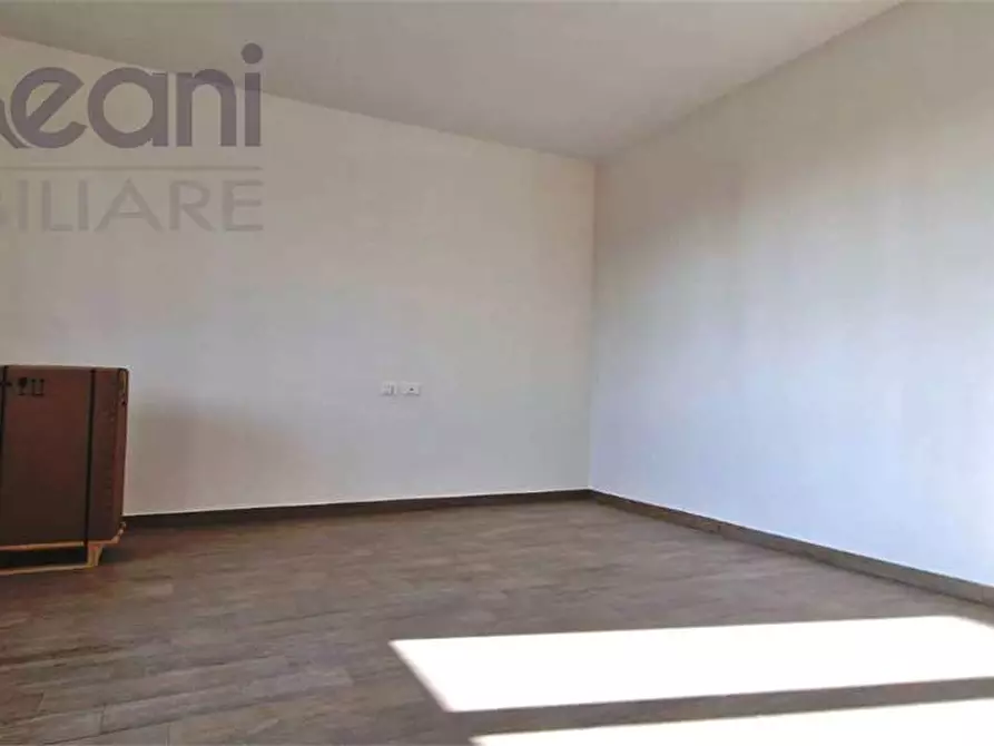 Immagine 11 di Appartamento in vendita  in VIA CESARE PAVESE a Locate Di Triulzi