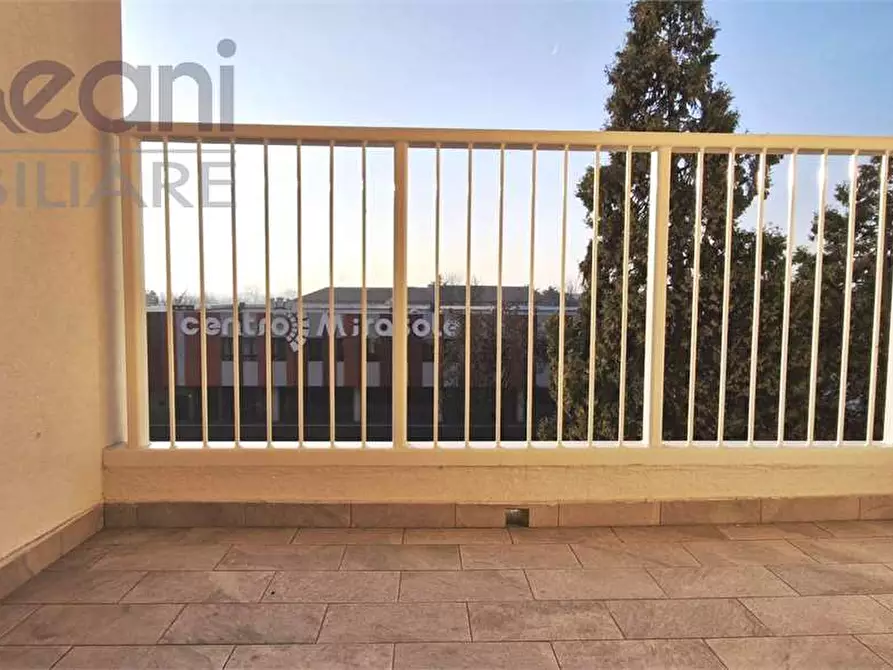 Immagine 8 di Quadrilocale in vendita  in Sporting Mirasole a Opera