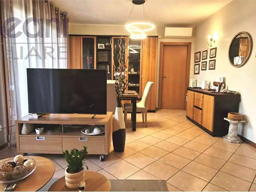 Immagine 6 di Appartamento in vendita  in VIA DON STURZO a Opera