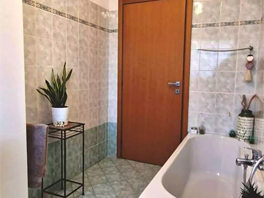 Immagine 32 di Appartamento in vendita  in VIA DON STURZO a Opera