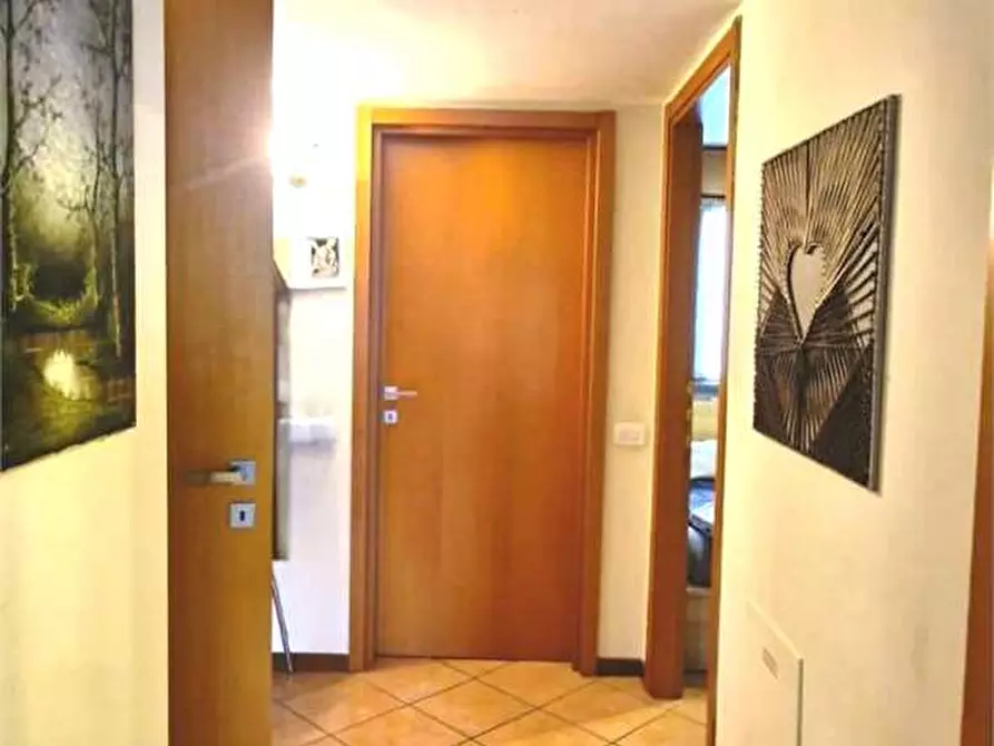 Immagine 33 di Appartamento in vendita  in VIA DON STURZO a Opera