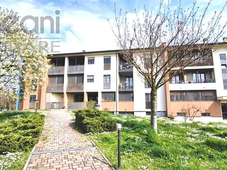 Immagine 44 di Appartamento in vendita  in VIA DON STURZO a Opera