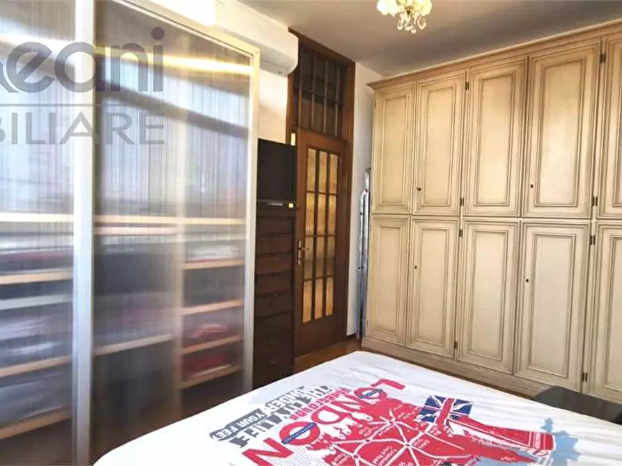 Immagine 22 di Appartamento in vendita  in Via Cristina di Belgioioso a Locate Di Triulzi