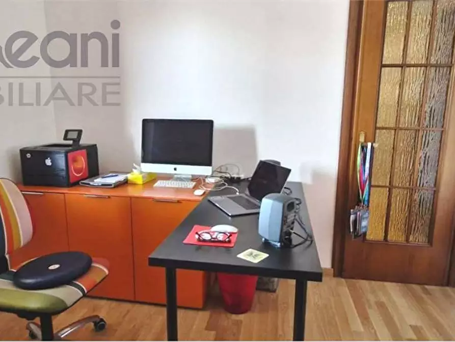 Immagine 27 di Appartamento in vendita  in Via Cristina di Belgioioso a Locate Di Triulzi