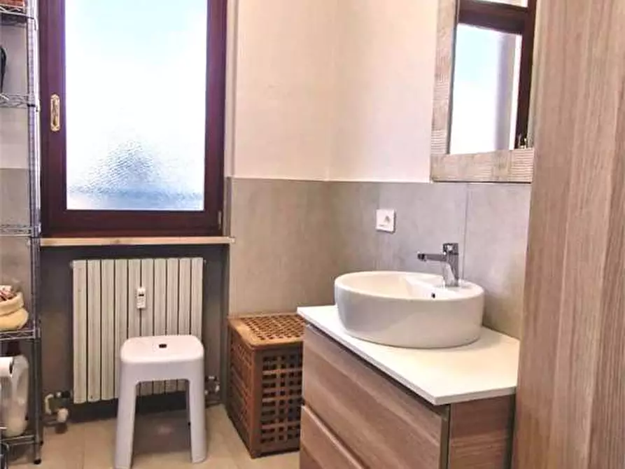 Immagine 33 di Appartamento in vendita  in Via Cristina di Belgioioso a Locate Di Triulzi