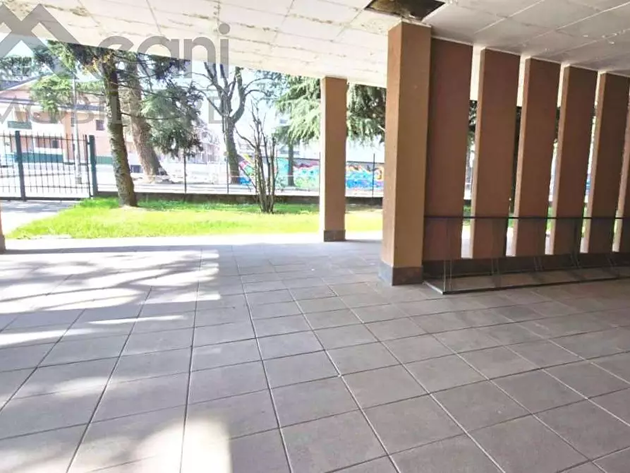 Immagine 41 di Appartamento in vendita  in Via Cristina di Belgioioso a Locate Di Triulzi