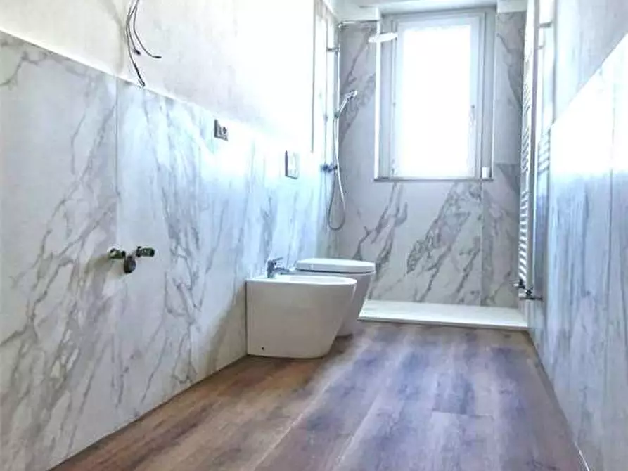 Immagine 10 di Appartamento in vendita  in VIA GRAMSCI a Opera