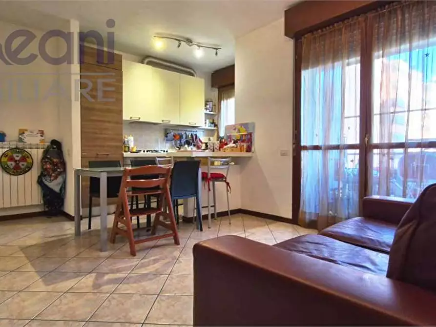 Immagine 1 di Appartamento in vendita  in Via Golgi a Opera
