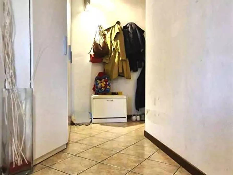 Immagine 15 di Appartamento in vendita  in Via Golgi a Opera