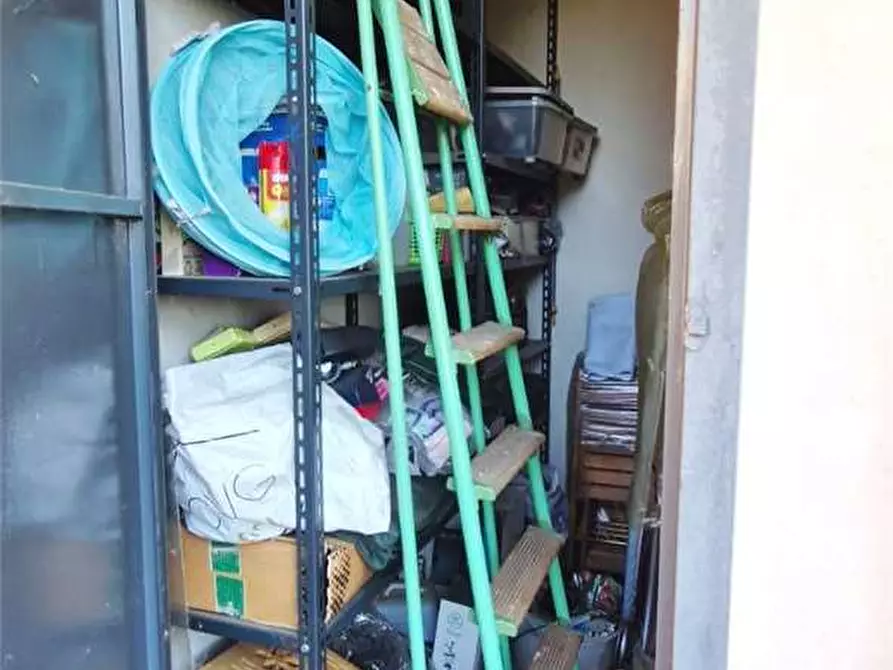 Immagine 21 di Appartamento in vendita  in Via Golgi a Opera