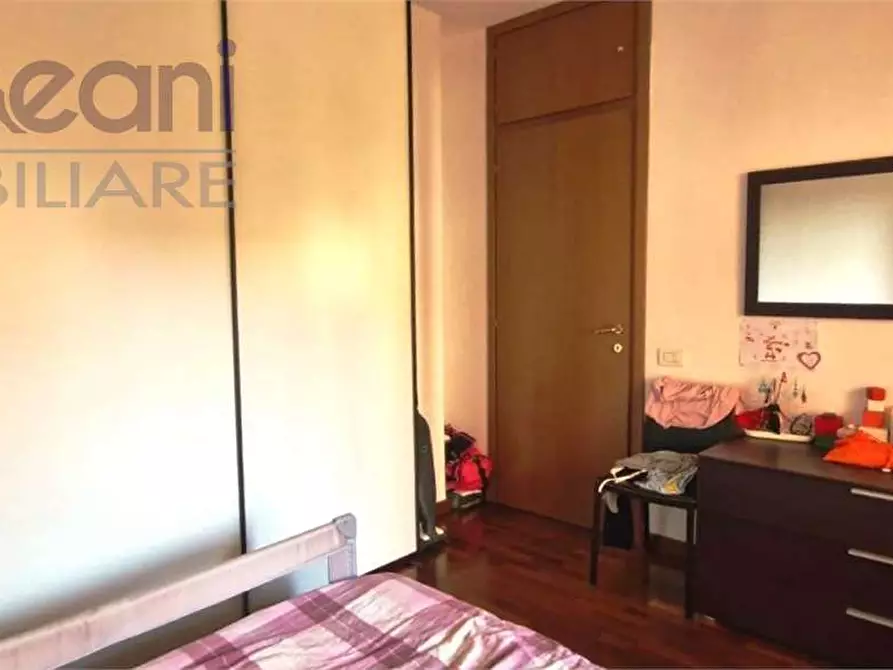 Immagine 18 di Appartamento in vendita  in Via Golgi a Opera