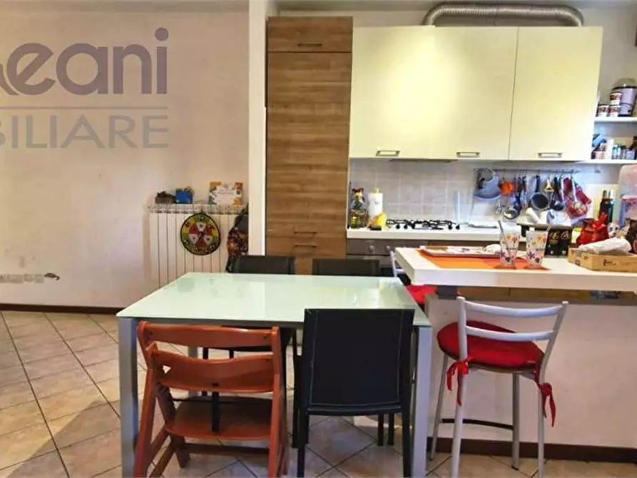 Immagine 2 di Appartamento in vendita  in Via Golgi a Opera