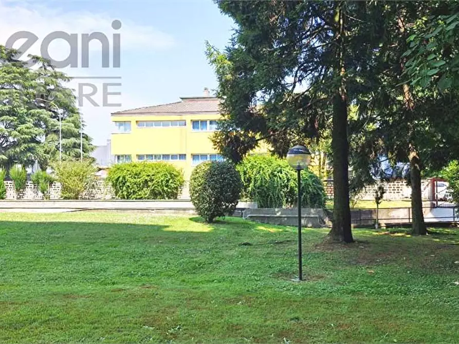 Immagine 12 di Appartamento in vendita  in Via Papa Giovanni XXIII a Opera