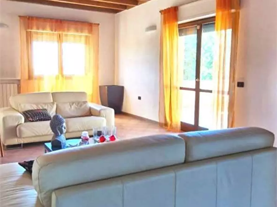 Immagine 4 di Appartamento in vendita  in Via Carlo Azeglio Ciampi a Landriano