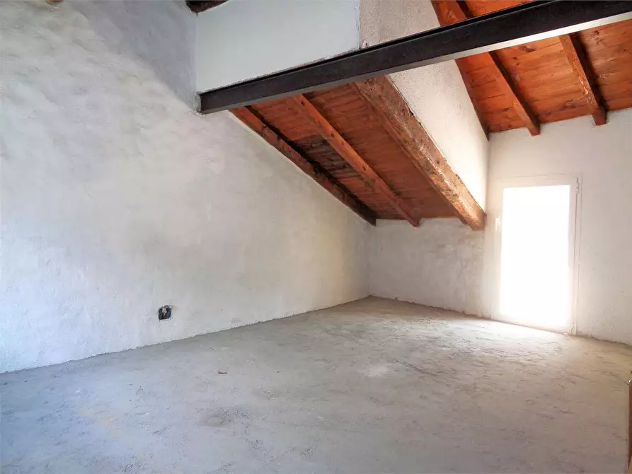 Immagine 18 di Appartamento in vendita  in Via Aleramo 17 a Ormea