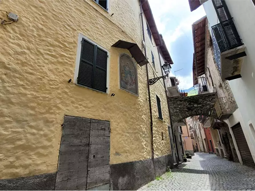 Immagine 30 di Appartamento in vendita  in Via Aleramo 17 a Ormea