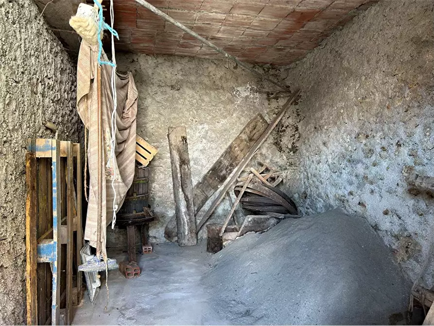 Immagine 13 di Rustico / casale in vendita  in Frazione Chioraira a Ormea