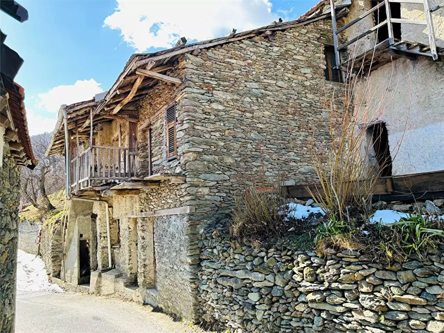 Immagine 8 di Rustico / casale in vendita  in Frazione Chioraira a Ormea