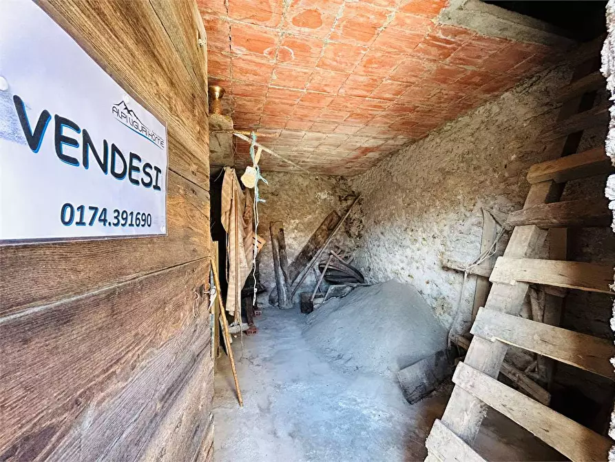 Immagine 6 di Rustico / casale in vendita  in Frazione Chioraira a Ormea
