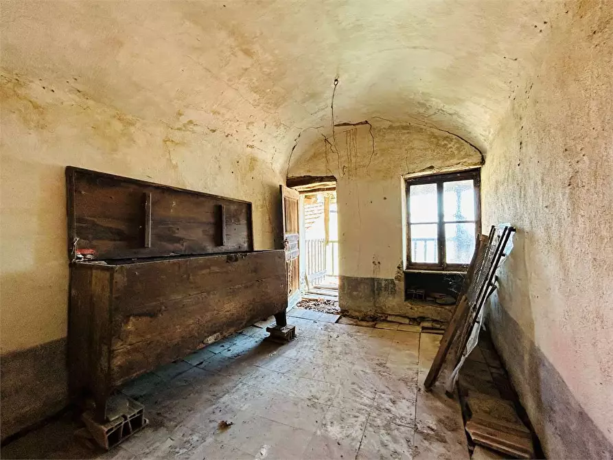 Immagine 17 di Rustico / casale in vendita  in Frazione Chioraira a Ormea