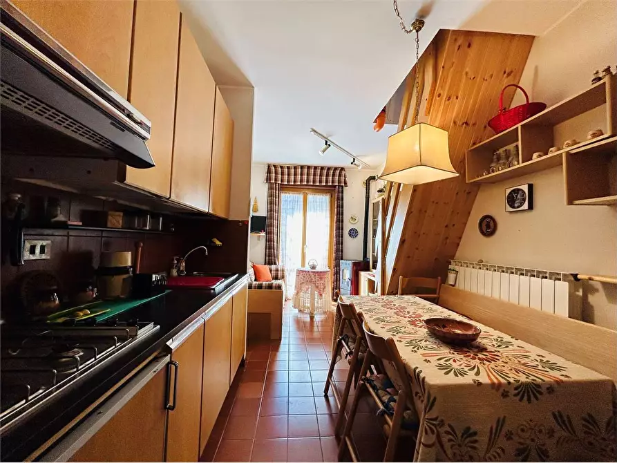 Immagine 1 di Appartamento in vendita  in Via Valcasotto 108 a Garessio