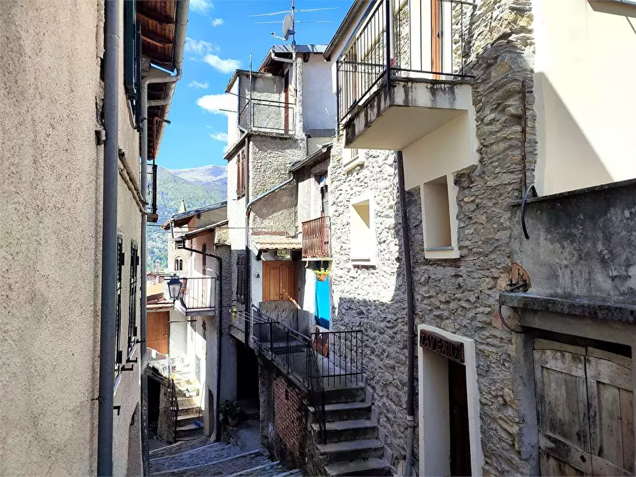 Immagine 1 di Casa indipendente in vendita  in Via San Sebastiano 9 a Cosio D'arroscia