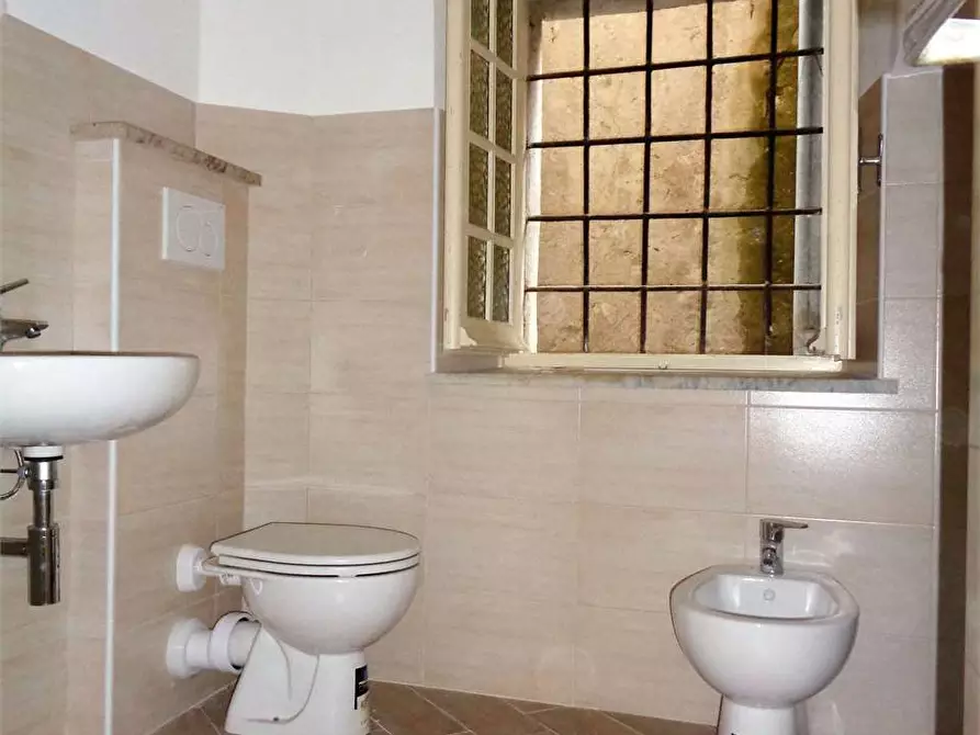 Immagine 7 di Stabile in vendita  in Via Vittorio Emanuele  90 a Garessio