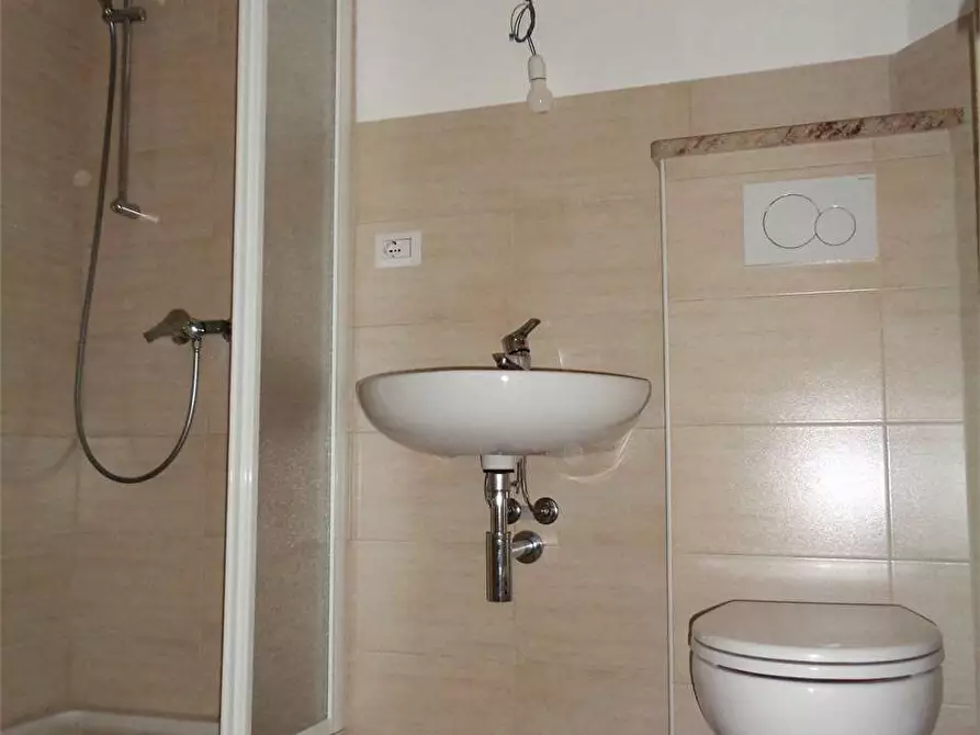 Immagine 8 di Stabile in vendita  in Via Vittorio Emanuele  90 a Garessio