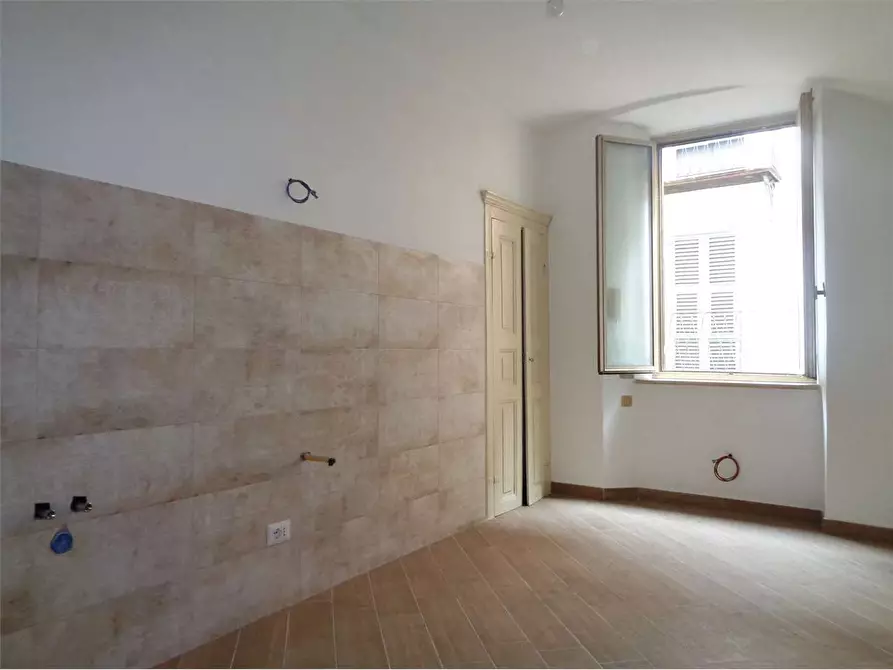 Immagine 4 di Stabile in vendita  in Via Vittorio Emanuele  90 a Garessio