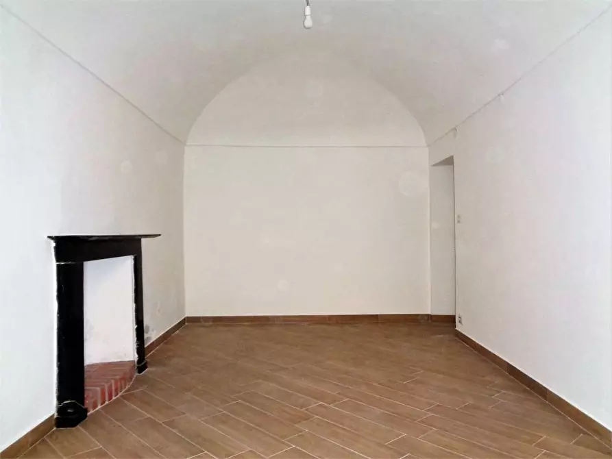 Immagine 1 di Stabile in vendita  in Via Vittorio Emanuele  90 a Garessio