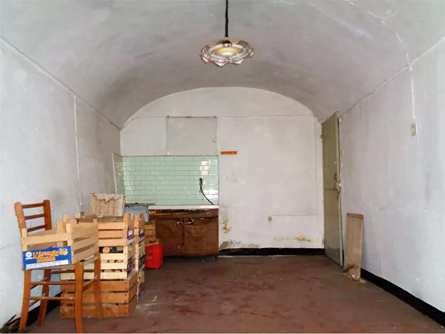 Immagine 13 di Stabile in vendita  in Via Vittorio Emanuele  90 a Garessio