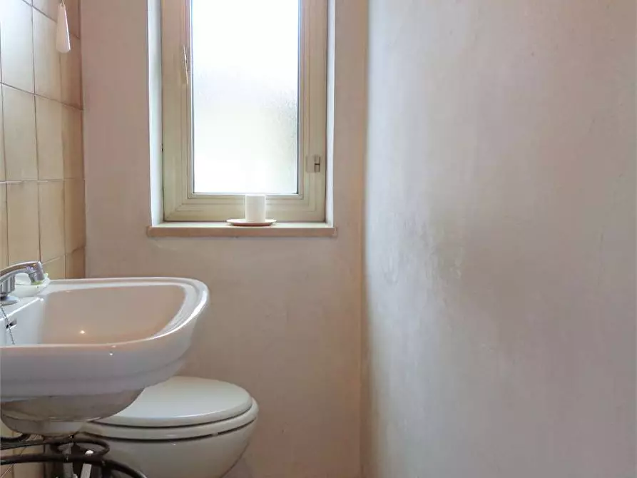 Immagine 21 di Stabile in vendita  in Via Vittorio Emanuele  90 a Garessio