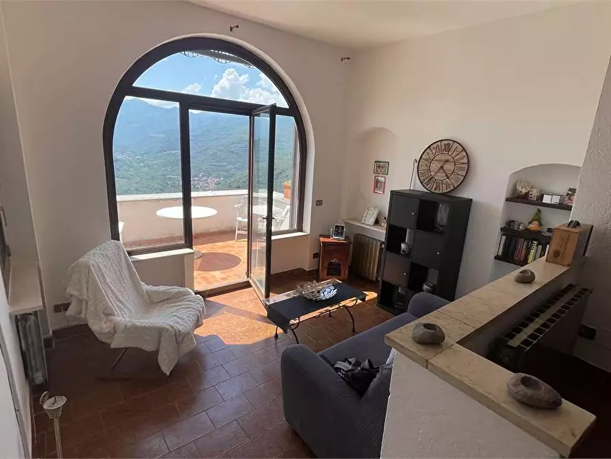 Immagine 1 di Appartamento in vendita  in Via G. B. Novaro  3 a Chiusanico