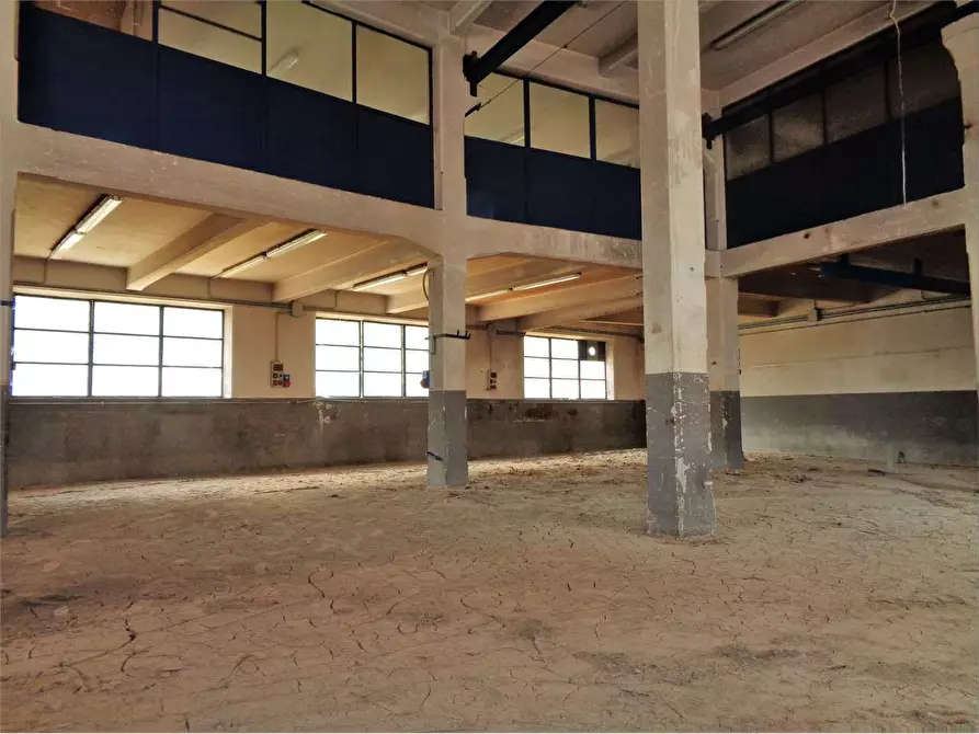 Immagine 6 di Capannone industriale in vendita  in Viale Piaggio a Ormea