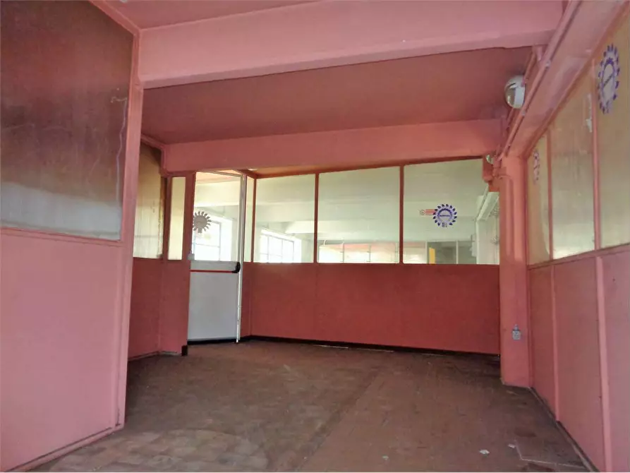 Immagine 17 di Capannone industriale in vendita  in Viale Piaggio a Ormea