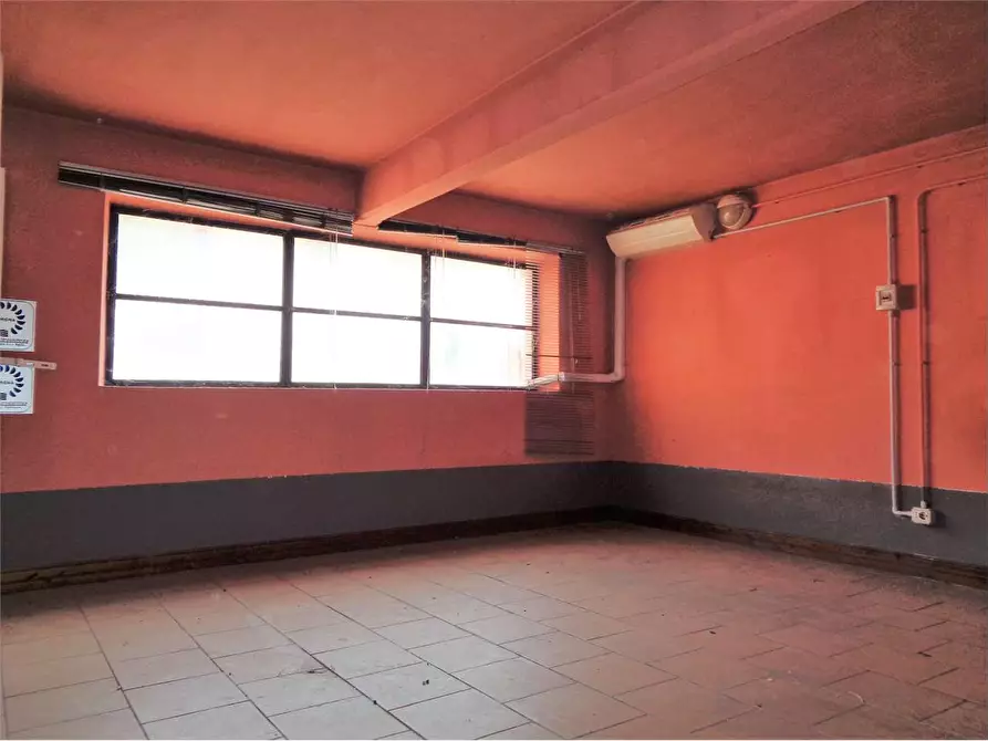 Immagine 18 di Capannone industriale in vendita  in Viale Piaggio a Ormea