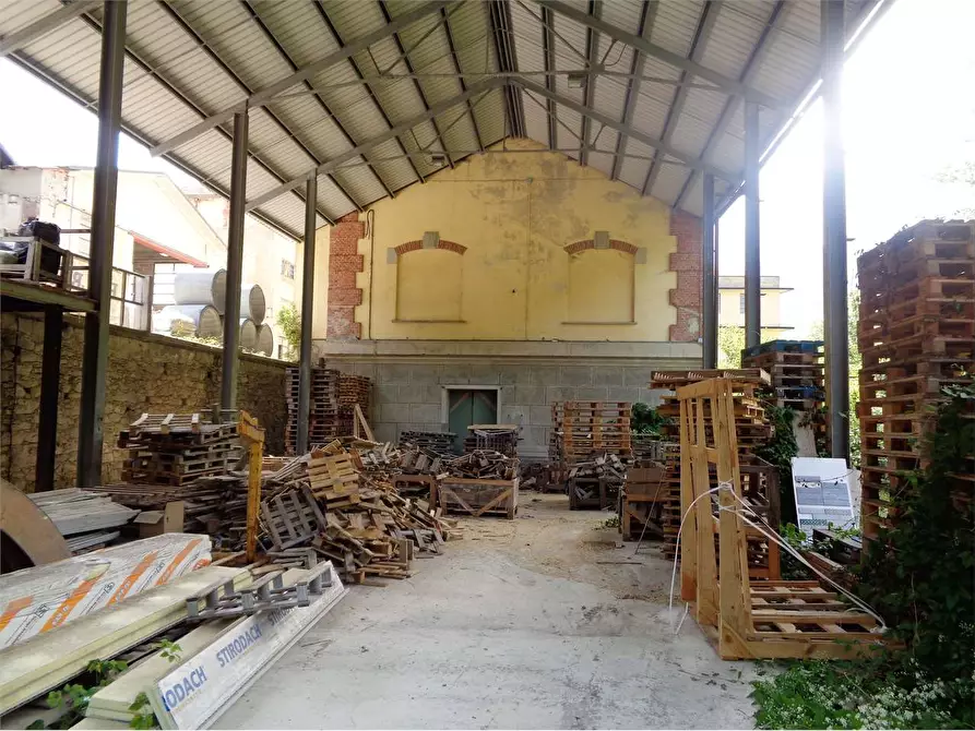 Immagine 23 di Capannone industriale in vendita  in Viale Piaggio a Ormea