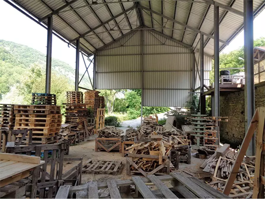 Immagine 24 di Capannone industriale in vendita  in Viale Piaggio a Ormea