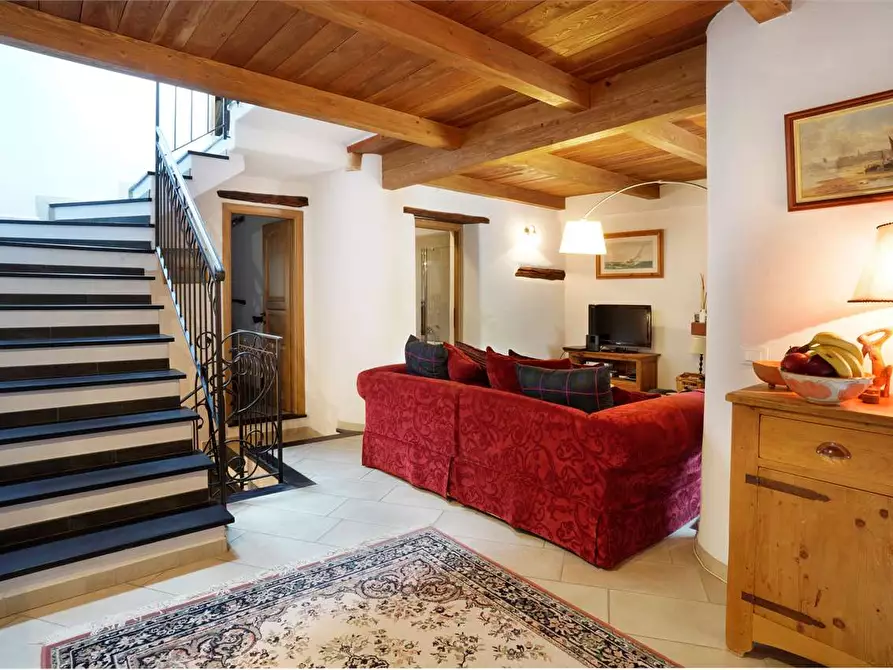 Immagine 3 di Villa in vendita  in Via Montegrappa 5 a Armo