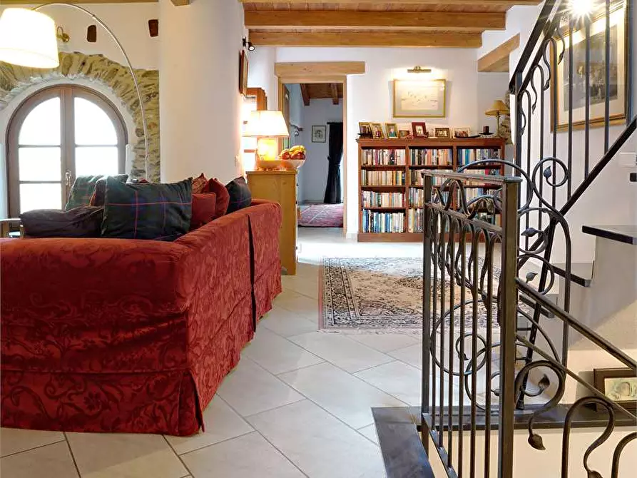 Immagine 35 di Villa in vendita  in Via Montegrappa 5 a Armo