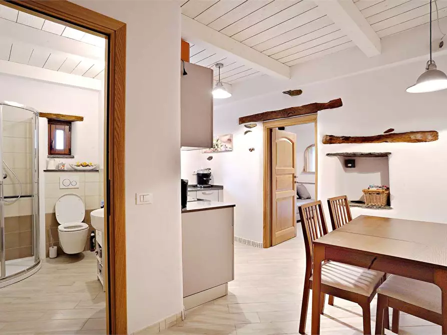 Immagine 13 di Villa in vendita  in Via Montegrappa 5 a Armo