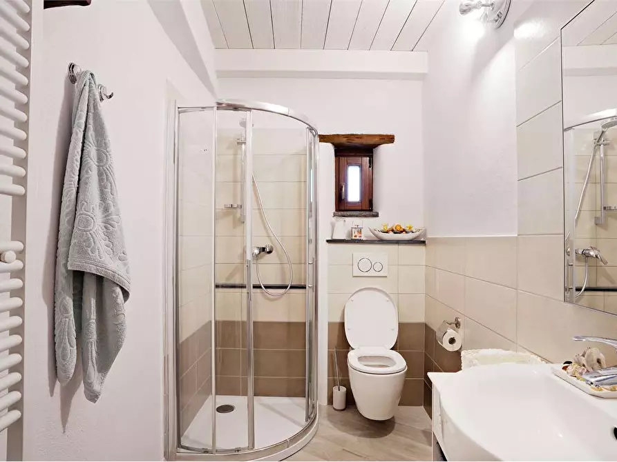 Immagine 38 di Villa in vendita  in Via Montegrappa 5 a Armo