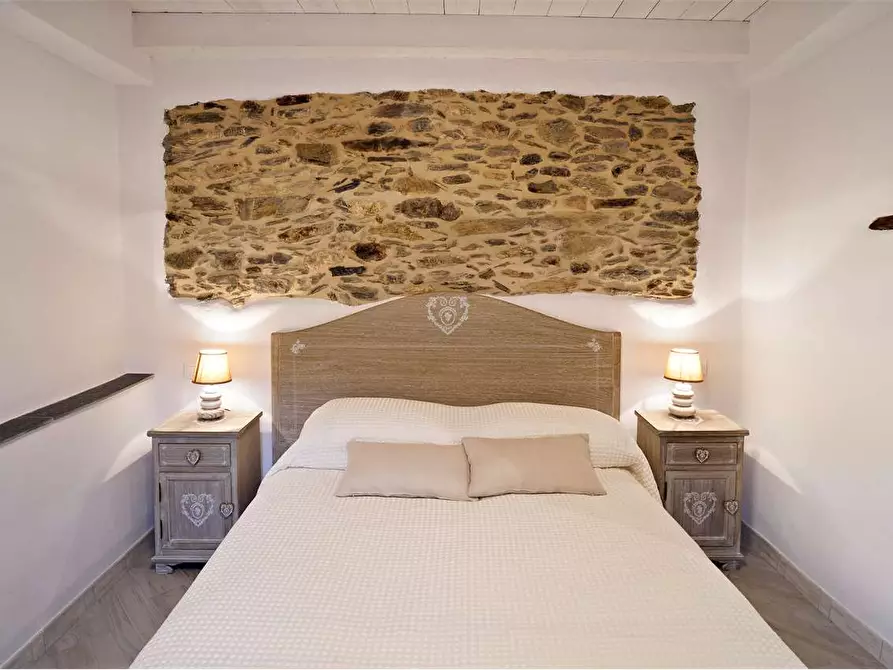 Immagine 42 di Villa in vendita  in Via Montegrappa 5 a Armo