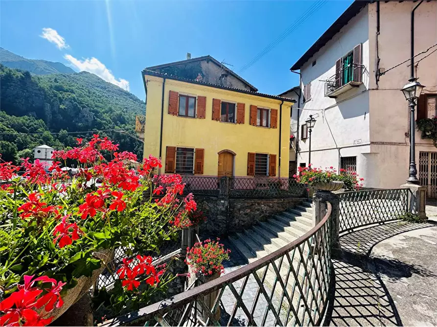 Immagine 1 di Casa indipendente in vendita  in Via Molino 176 a Ormea