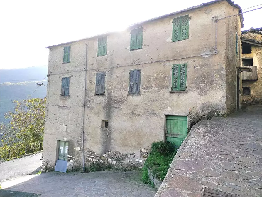 Immagine 1 di Rustico / casale in vendita  in Via Cavour 81 a Rezzo
