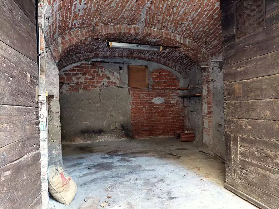 Immagine 6 di Garage in vendita  in Via Pelazza 11 a Ormea