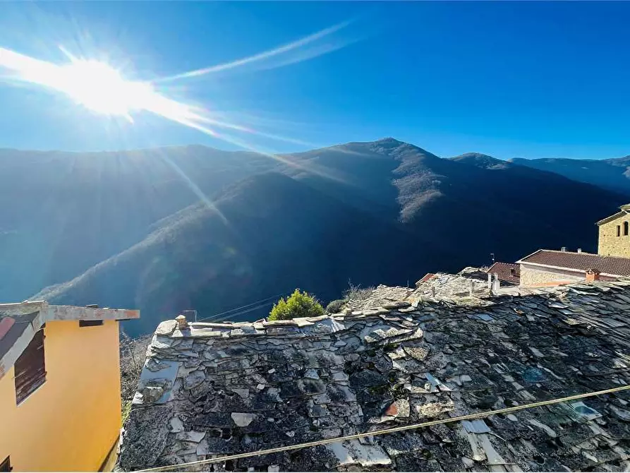 Immagine 8 di Casa indipendente in vendita  in Via Buenos Aires 8 a Rezzo