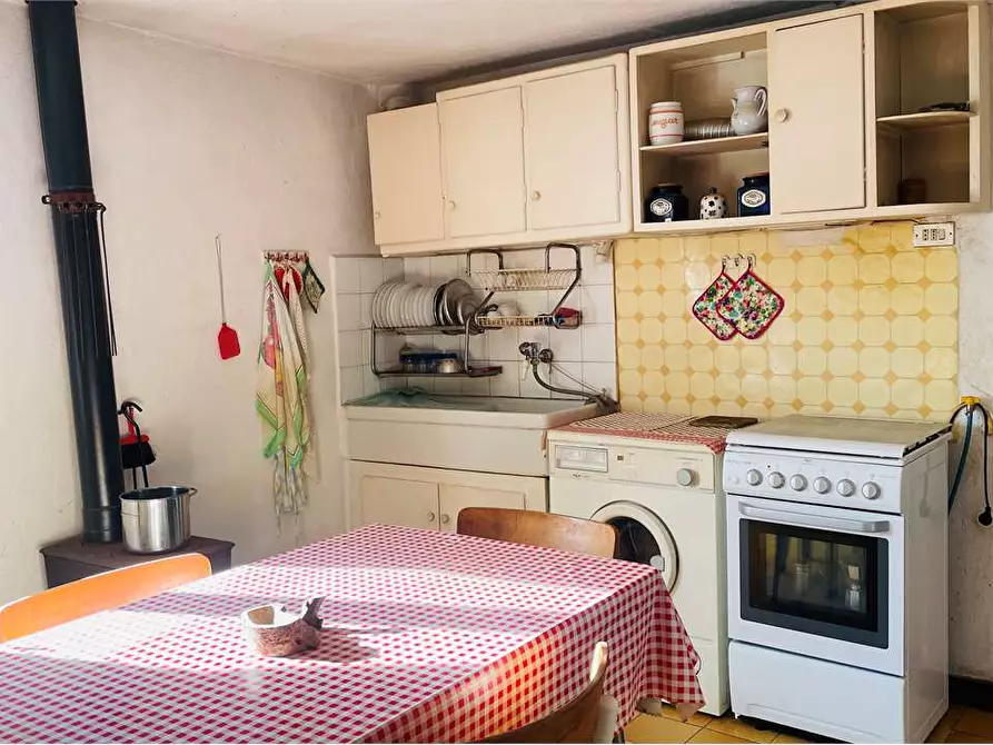 Immagine 8 di Casa indipendente in vendita  in Via Buenos Aires 8 a Rezzo